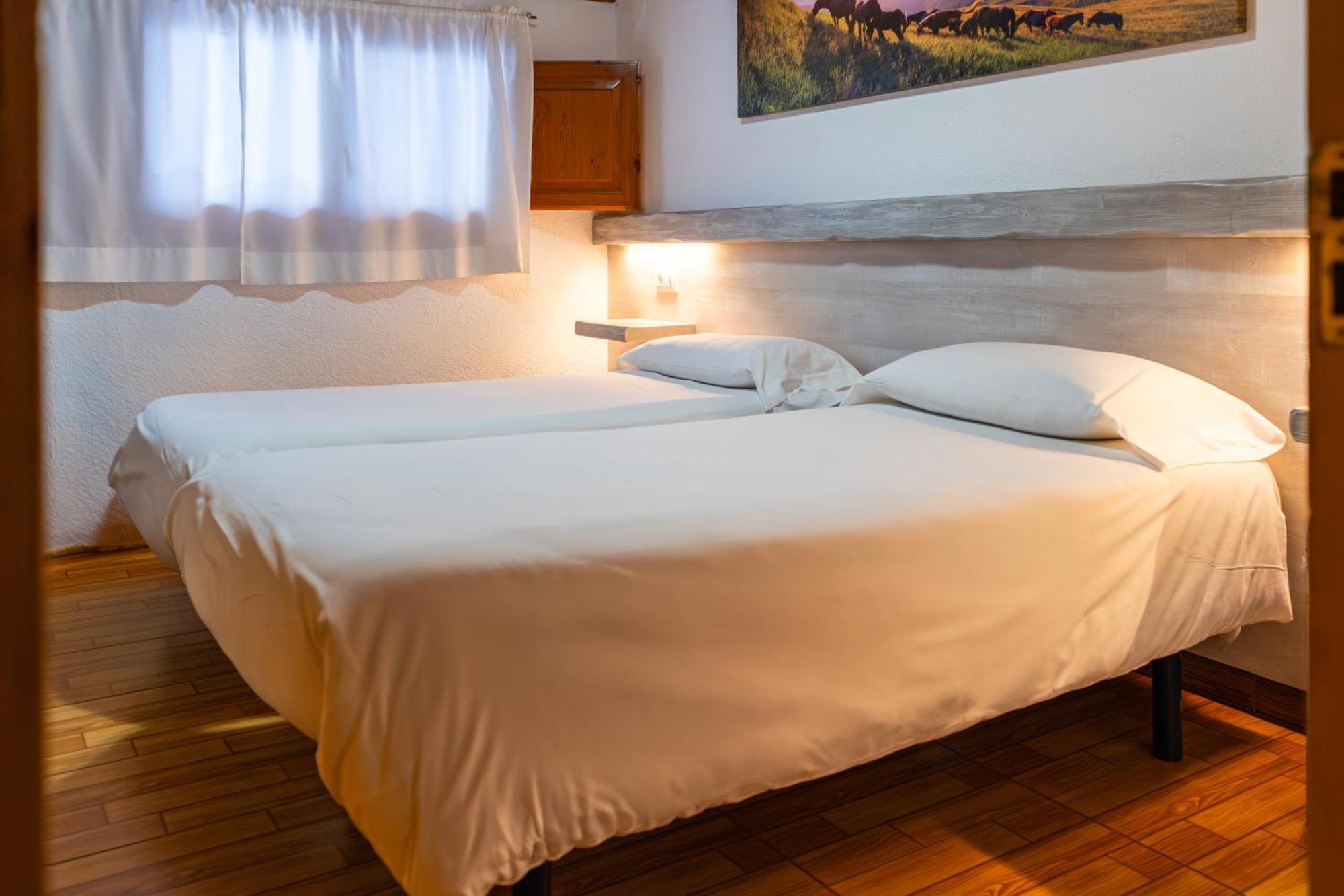 Hostal Casa Palmira Espot Buitenkant foto