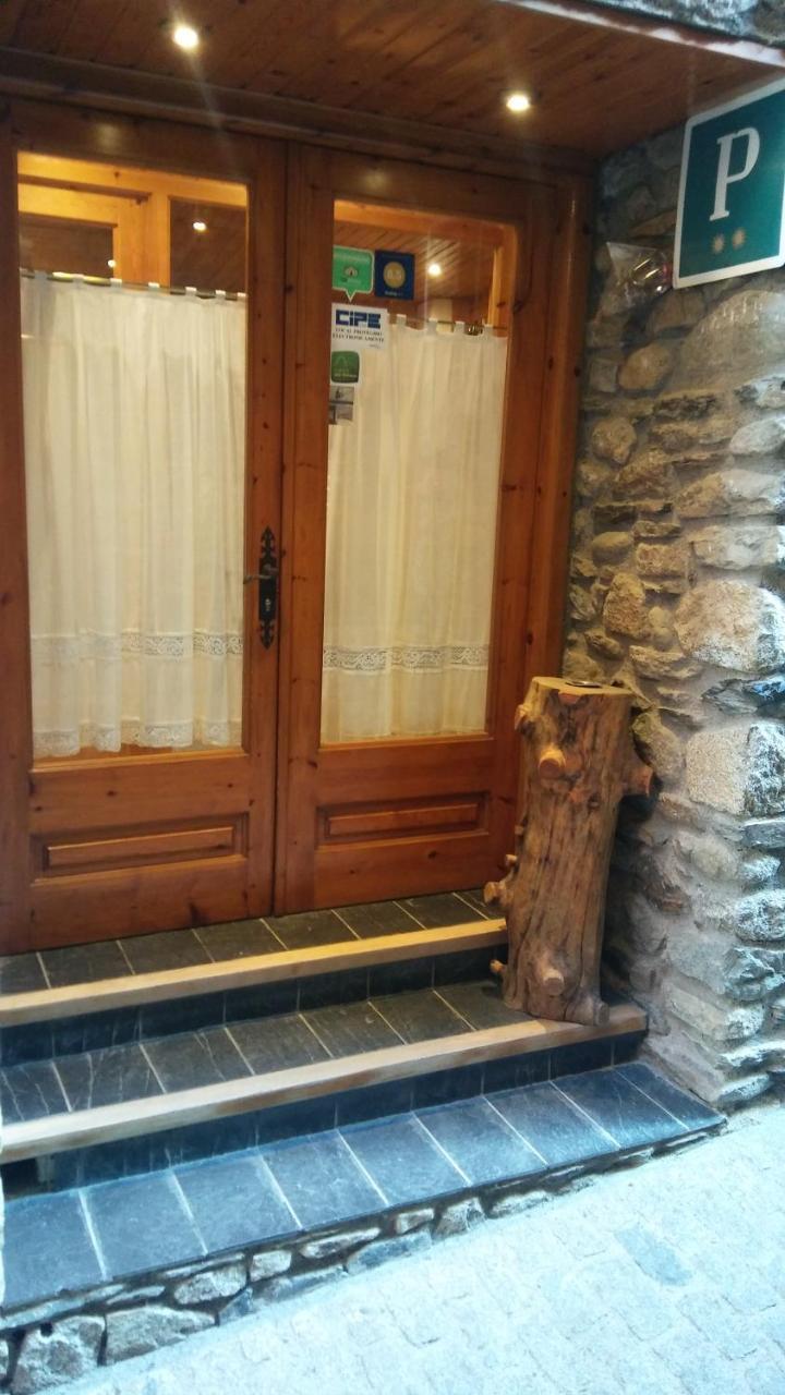 Hostal Casa Palmira Espot Buitenkant foto